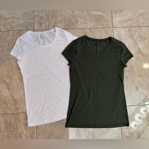 No Boundaries TShirts Large Lot of 2